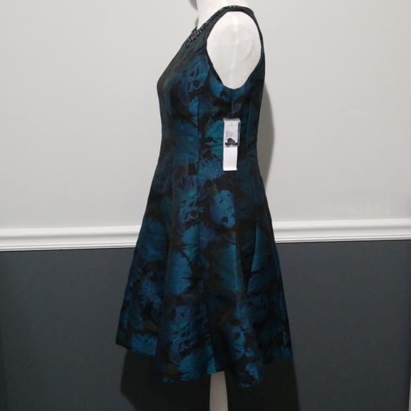 Beautiful Maggy London Dress - Picture 4 of 8